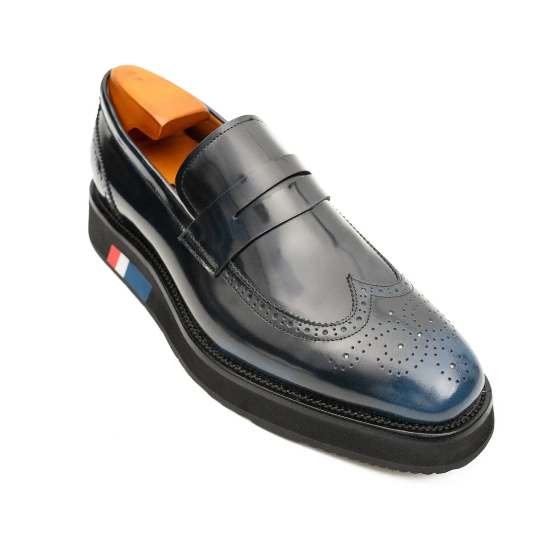 DV DIVINCH men’s shoes, handcrafted leather shoes, calfskin footwear, men’s designer shoes, leather dress shoes, brogue shoes, Derby shoes, Oxford shoes, monk strap shoes, Chelsea boots, lug sole footwear