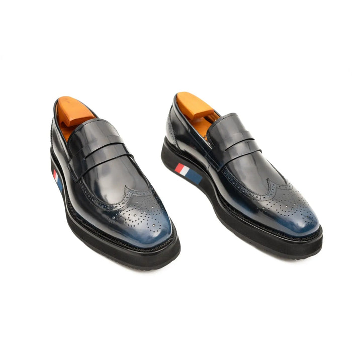 DV DIVINCH men’s shoes, handcrafted leather shoes, calfskin footwear, men’s designer shoes, leather dress shoes, brogue shoes, Derby shoes, Oxford shoes, monk strap shoes, Chelsea boots, lug sole footwear