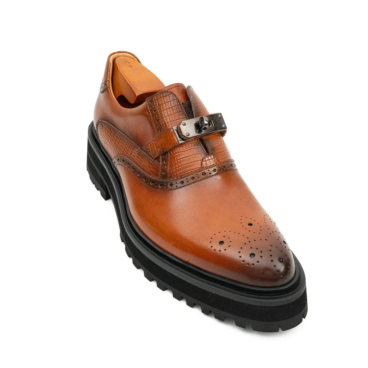 DV DIVINCH men’s shoes, handcrafted leather shoes, calfskin footwear, men’s designer shoes, leather dress shoes, brogue shoes, Derby shoes, Oxford shoes, monk strap shoes, Chelsea boots, lug sole footwear