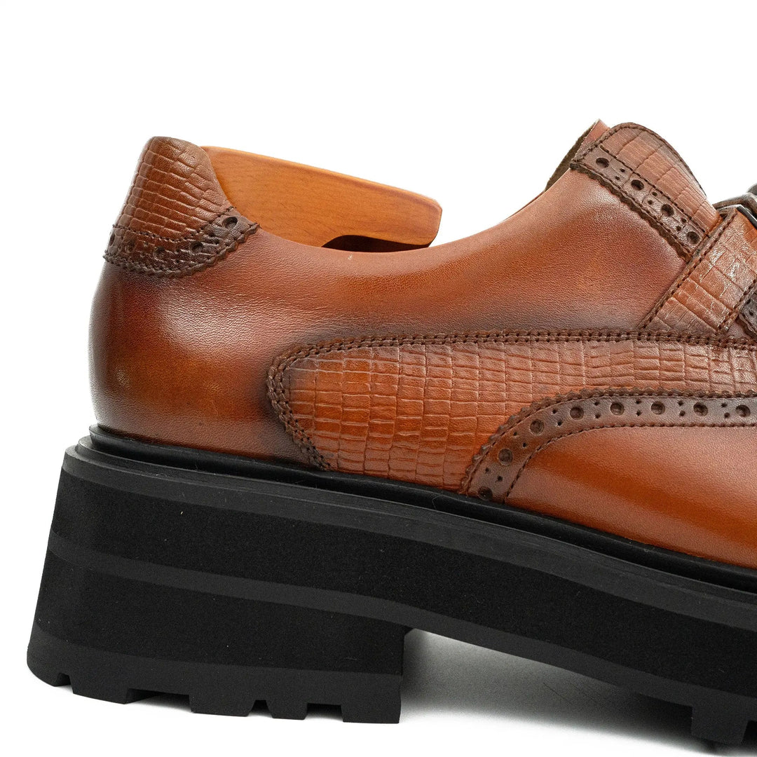 DV DIVINCH men’s shoes, handcrafted leather shoes, calfskin footwear, men’s designer shoes, leather dress shoes, brogue shoes, Derby shoes, Oxford shoes, monk strap shoes, Chelsea boots, lug sole footwear