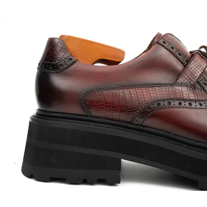 DV DIVINCH men’s shoes, handcrafted leather shoes, calfskin footwear, men’s designer shoes, leather dress shoes, brogue shoes, Derby shoes, Oxford shoes, monk strap shoes, Chelsea boots, lug sole footwear