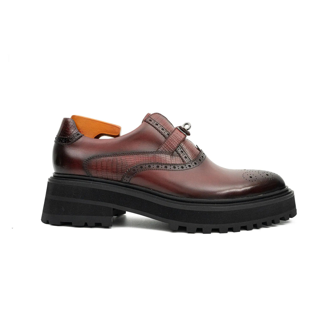 DV DIVINCH men’s shoes, handcrafted leather shoes, calfskin footwear, men’s designer shoes, leather dress shoes, brogue shoes, Derby shoes, Oxford shoes, monk strap shoes, Chelsea boots, lug sole footwear
