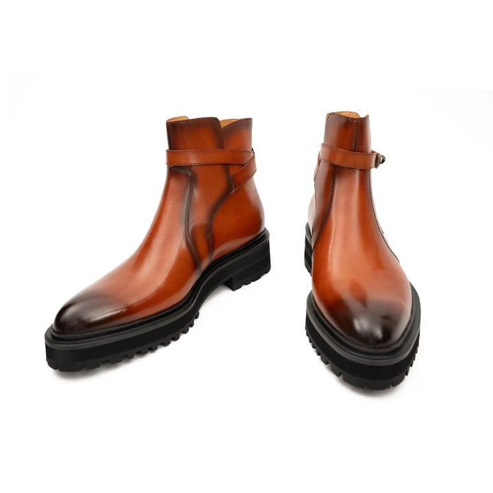 DV DIVINCH men’s shoes, handcrafted leather shoes, calfskin footwear, men’s designer shoes, leather dress shoes, brogue shoes, Derby shoes, Oxford shoes, monk strap shoes, Chelsea boots, lug sole footwear