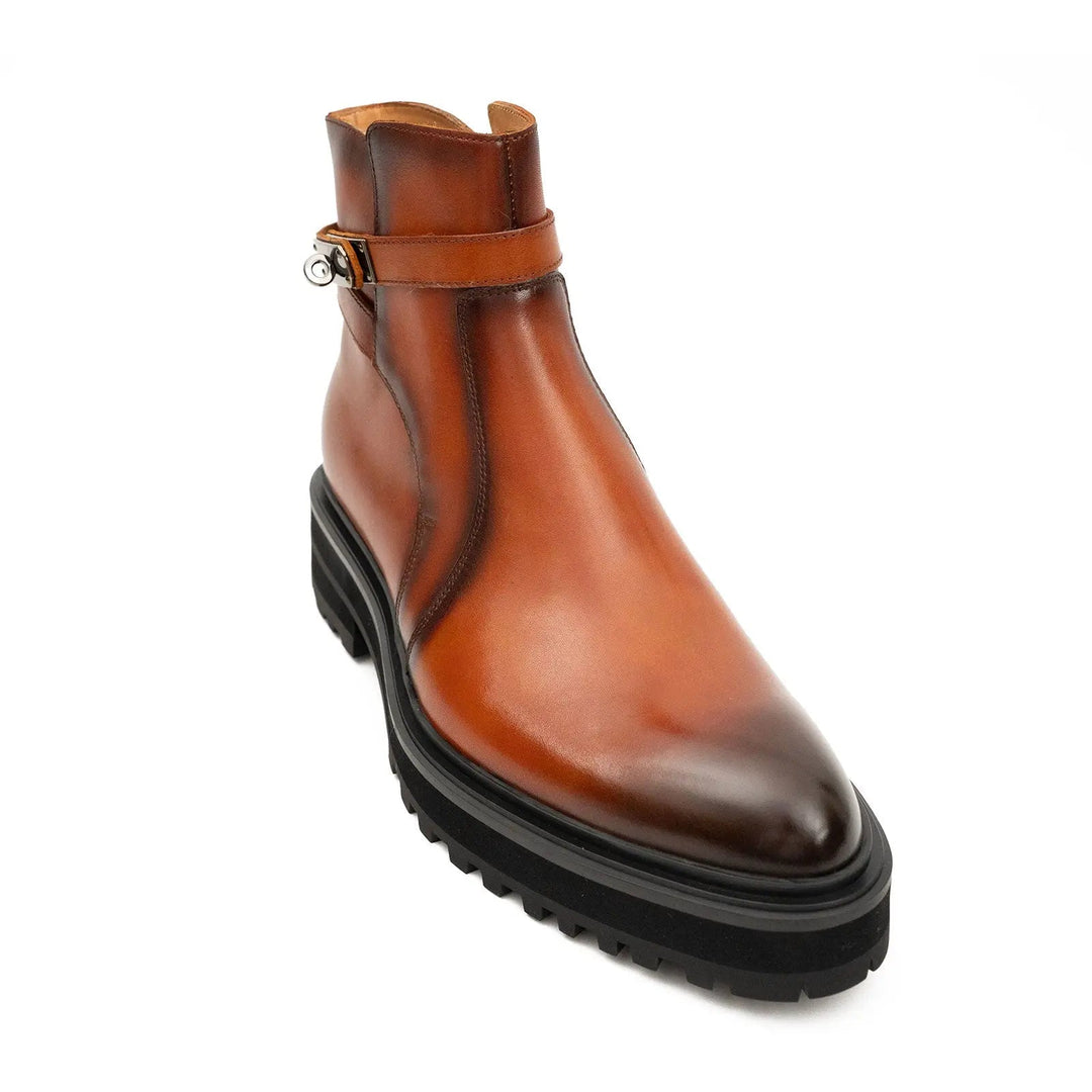 DV DIVINCH men’s shoes, handcrafted leather shoes, calfskin footwear, men’s designer shoes, leather dress shoes, brogue shoes, Derby shoes, Oxford shoes, monk strap shoes, Chelsea boots, lug sole footwear