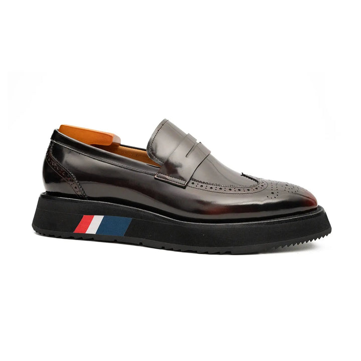 DV DIVINCH men’s shoes, handcrafted leather shoes, calfskin footwear, men’s designer shoes, leather dress shoes, brogue shoes, Derby shoes, Oxford shoes, monk strap shoes, Chelsea boots, lug sole footwear