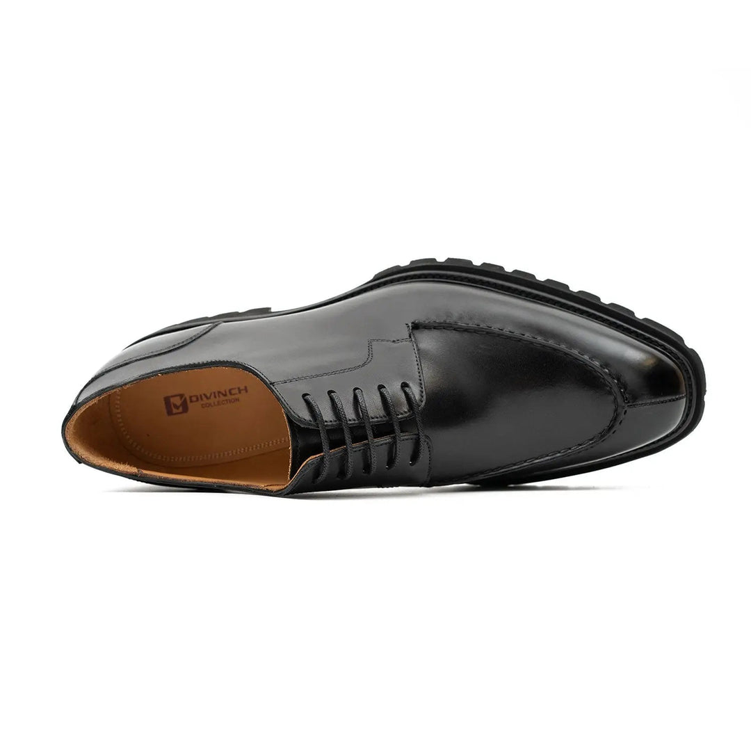 DV DIVINCH men’s shoes, handcrafted leather shoes, calfskin footwear, men’s designer shoes, leather dress shoes, brogue shoes, Derby shoes, Oxford shoes, monk strap shoes, Chelsea boots, lug sole footwear