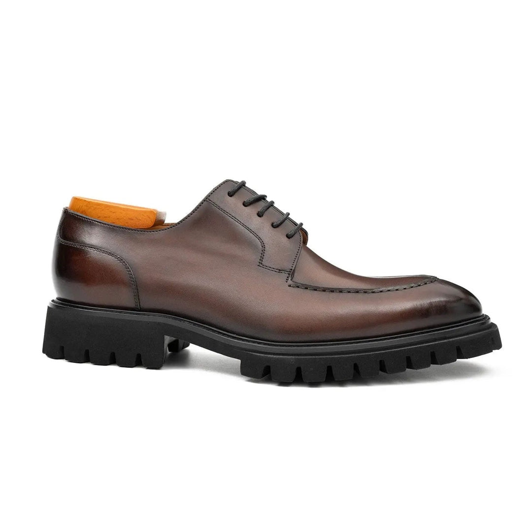 DV DIVINCH men’s shoes, handcrafted leather shoes, calfskin footwear, men’s designer shoes, leather dress shoes, brogue shoes, Derby shoes, Oxford shoes, monk strap shoes, Chelsea boots, lug sole footwear