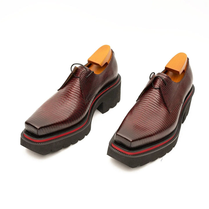DV DIVINCH men’s shoes, handcrafted leather shoes, calfskin footwear, men’s designer shoes, leather dress shoes, brogue shoes, Derby shoes, Oxford shoes, monk strap shoes, Chelsea boots, lug sole footwear