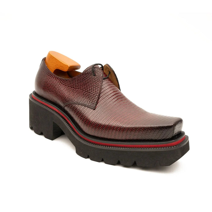 DV DIVINCH men’s shoes, handcrafted leather shoes, calfskin footwear, men’s designer shoes, leather dress shoes, brogue shoes, Derby shoes, Oxford shoes, monk strap shoes, Chelsea boots, lug sole footwear
