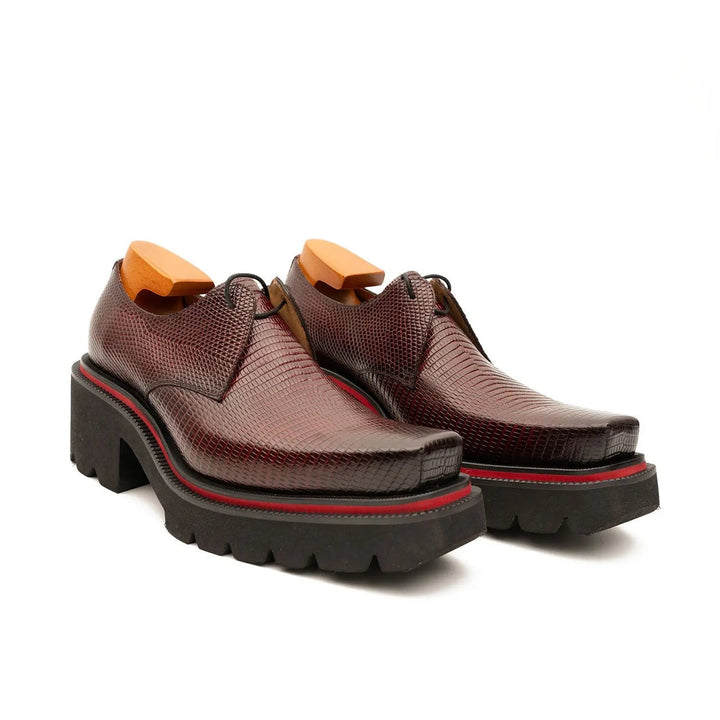 DV DIVINCH men’s shoes, handcrafted leather shoes, calfskin footwear, men’s designer shoes, leather dress shoes, brogue shoes, Derby shoes, Oxford shoes, monk strap shoes, Chelsea boots, lug sole footwear