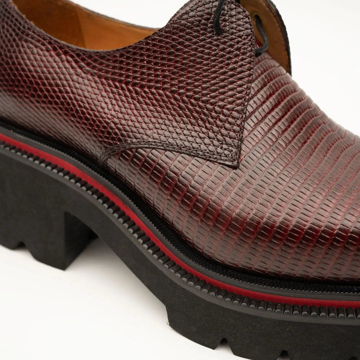 DV DIVINCH men’s shoes, handcrafted leather shoes, calfskin footwear, men’s designer shoes, leather dress shoes, brogue shoes, Derby shoes, Oxford shoes, monk strap shoes, Chelsea boots, lug sole footwear