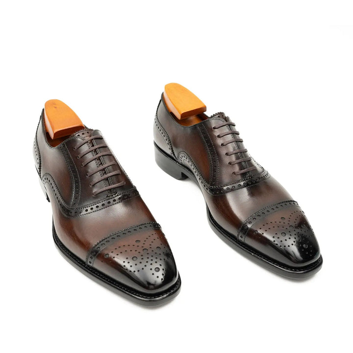 DV DIVINCH men’s shoes, handcrafted leather shoes, calfskin footwear, men’s designer shoes, leather dress shoes, brogue shoes, Derby shoes, Oxford shoes, monk strap shoes, Chelsea boots, lug sole footwear