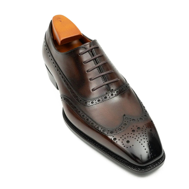 DV DIVINCH men’s shoes, handcrafted leather shoes, calfskin footwear, men’s designer shoes, leather dress shoes, brogue shoes, Derby shoes, Oxford shoes, monk strap shoes, Chelsea boots, lug sole footwear