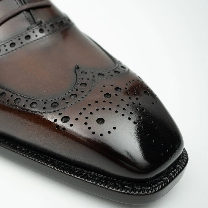 DV DIVINCH men’s shoes, handcrafted leather shoes, calfskin footwear, men’s designer shoes, leather dress shoes, brogue shoes, Derby shoes, Oxford shoes, monk strap shoes, Chelsea boots, lug sole footwear