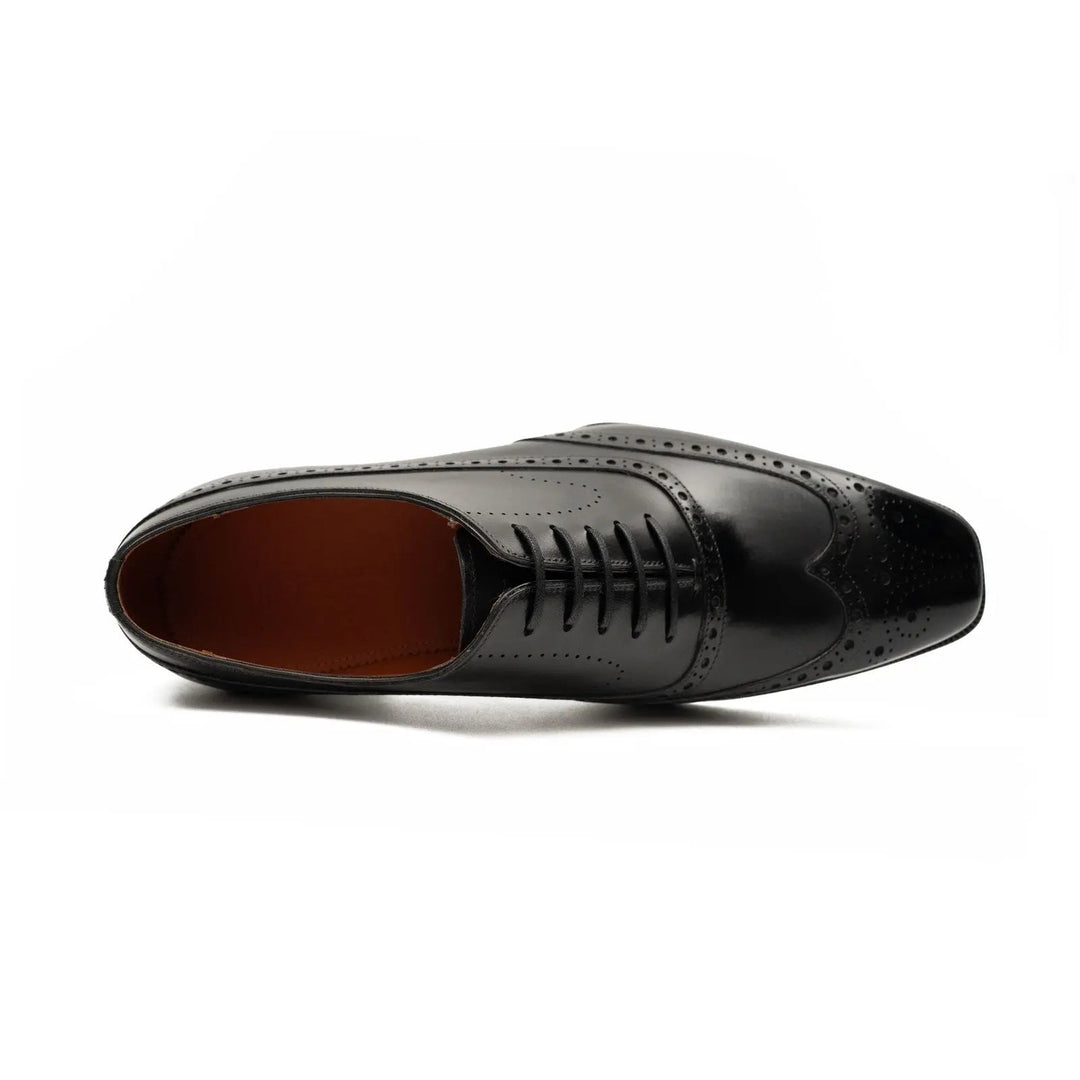 DV DIVINCH men’s shoes, handcrafted leather shoes, calfskin footwear, men’s designer shoes, leather dress shoes, brogue shoes, Derby shoes, Oxford shoes, monk strap shoes, Chelsea boots, lug sole footwear