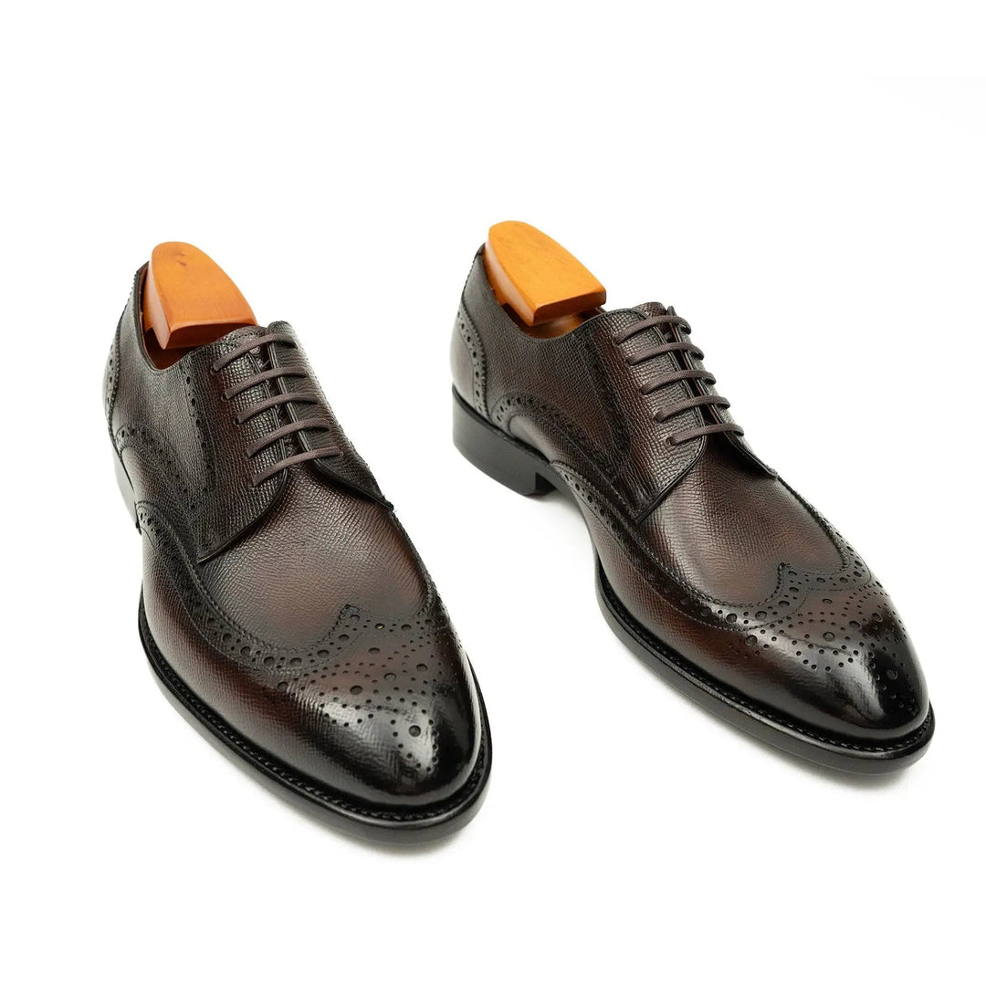 DV DIVINCH men’s shoes, handcrafted leather shoes, calfskin footwear, men’s designer shoes, leather dress shoes, brogue shoes, Derby shoes, Oxford shoes, monk strap shoes, Chelsea boots, lug sole footwear