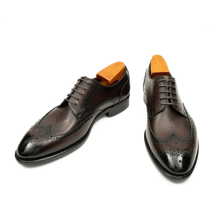 DV DIVINCH men’s shoes, handcrafted leather shoes, calfskin footwear, men’s designer shoes, leather dress shoes, brogue shoes, Derby shoes, Oxford shoes, monk strap shoes, Chelsea boots, lug sole footwear