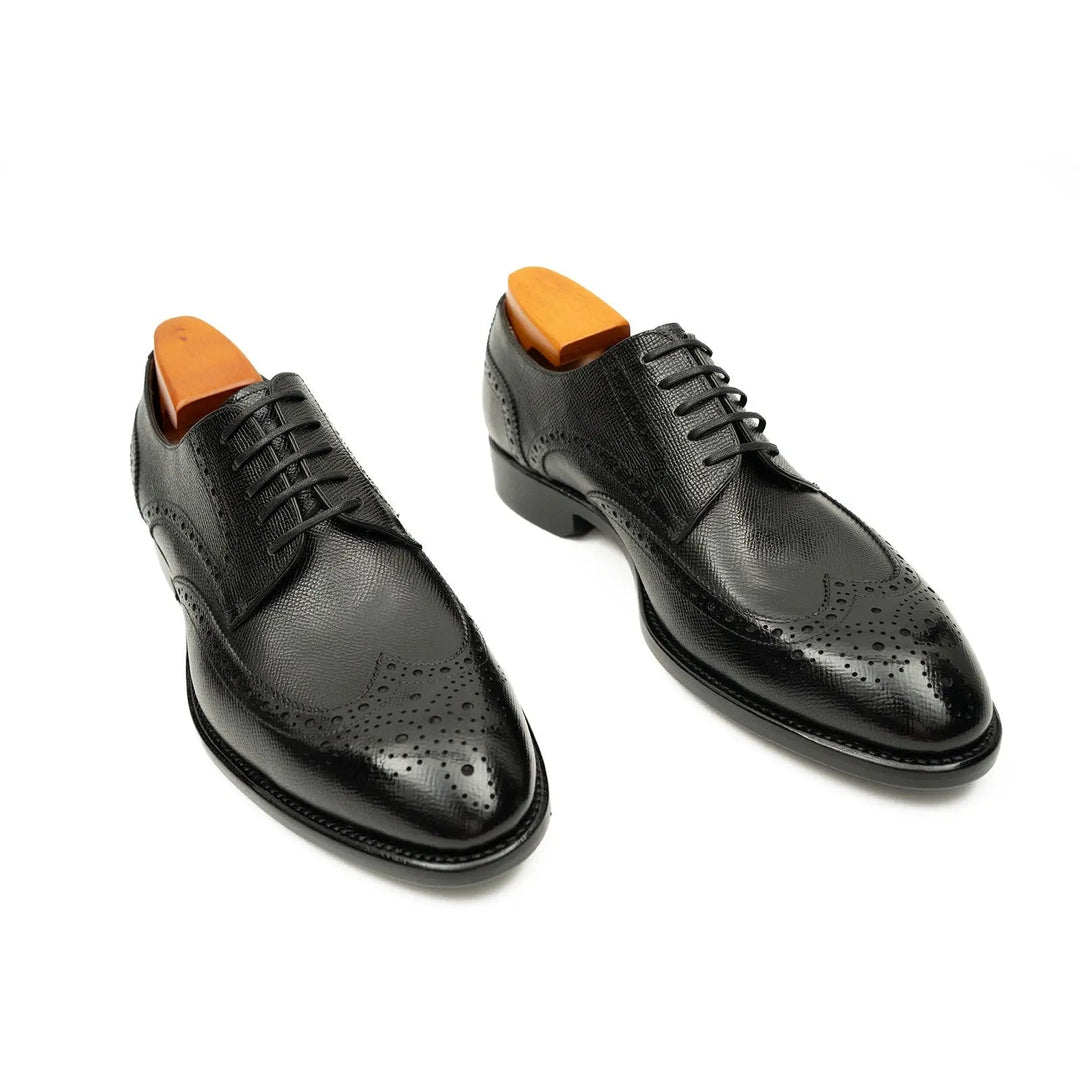 DV DIVINCH men’s shoes, handcrafted leather shoes, calfskin footwear, men’s designer shoes, leather dress shoes, brogue shoes, Derby shoes, Oxford shoes, monk strap shoes, Chelsea boots, lug sole footwear
