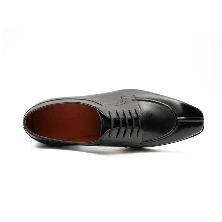 DV DIVINCH men’s shoes, handcrafted leather shoes, calfskin footwear, men’s designer shoes, leather dress shoes, brogue shoes, Derby shoes, Oxford shoes, monk strap shoes, Chelsea boots, lug sole footwear