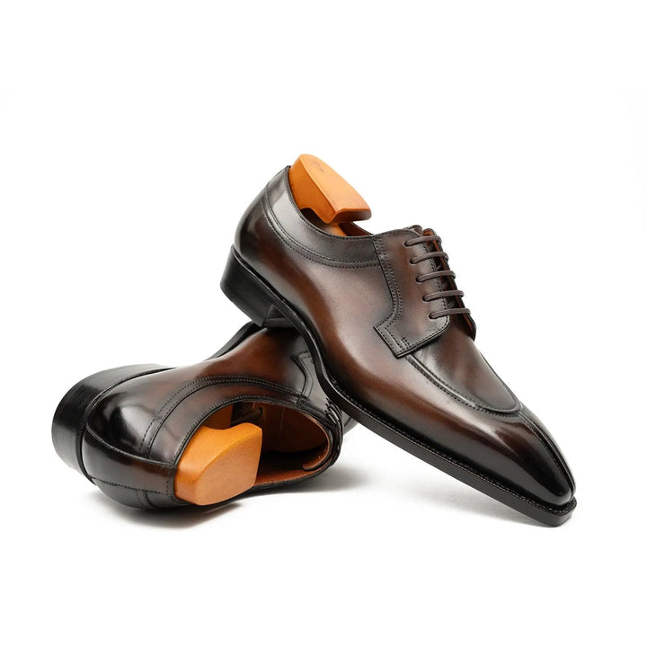 DV DIVINCH men’s shoes, handcrafted leather shoes, calfskin footwear, men’s designer shoes, leather dress shoes, brogue shoes, Derby shoes, Oxford shoes, monk strap shoes, Chelsea boots, lug sole footwear