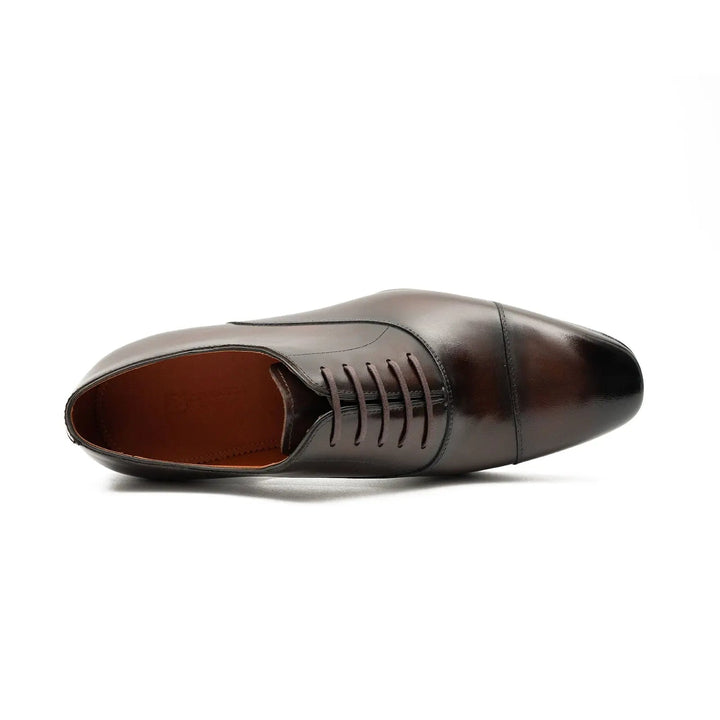 DV DIVINCH men’s shoes, handcrafted leather shoes, calfskin footwear, men’s designer shoes, leather dress shoes, brogue shoes, Derby shoes, Oxford shoes, monk strap shoes, Chelsea boots, lug sole footwear