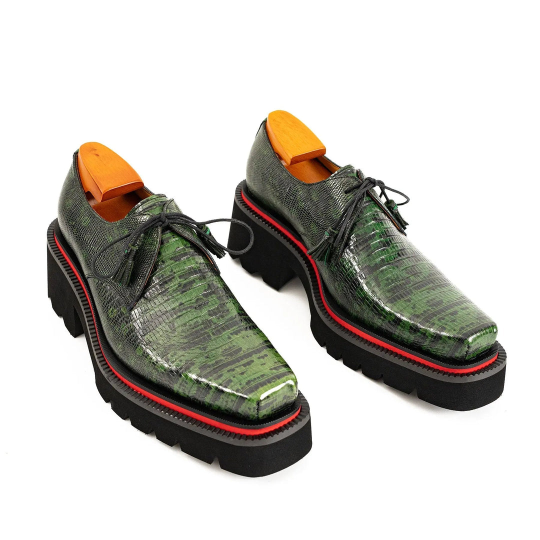 DV DIVINCH men’s shoes, handcrafted leather shoes, calfskin footwear, men’s designer shoes, leather dress shoes, brogue shoes, Derby shoes, Oxford shoes, monk strap shoes, Chelsea boots, lug sole footwear