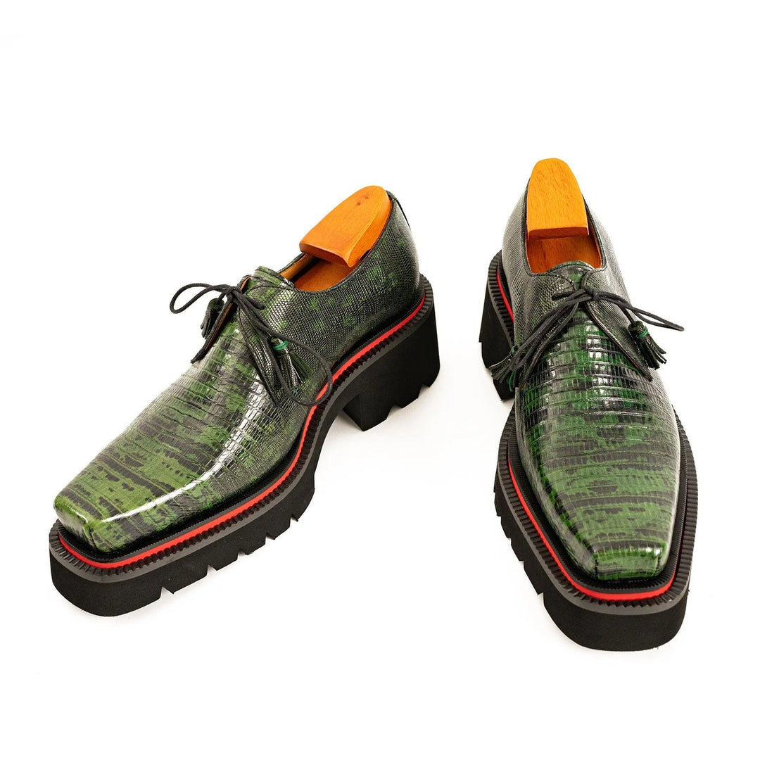 DV DIVINCH men’s shoes, handcrafted leather shoes, calfskin footwear, men’s designer shoes, leather dress shoes, brogue shoes, Derby shoes, Oxford shoes, monk strap shoes, Chelsea boots, lug sole footwear