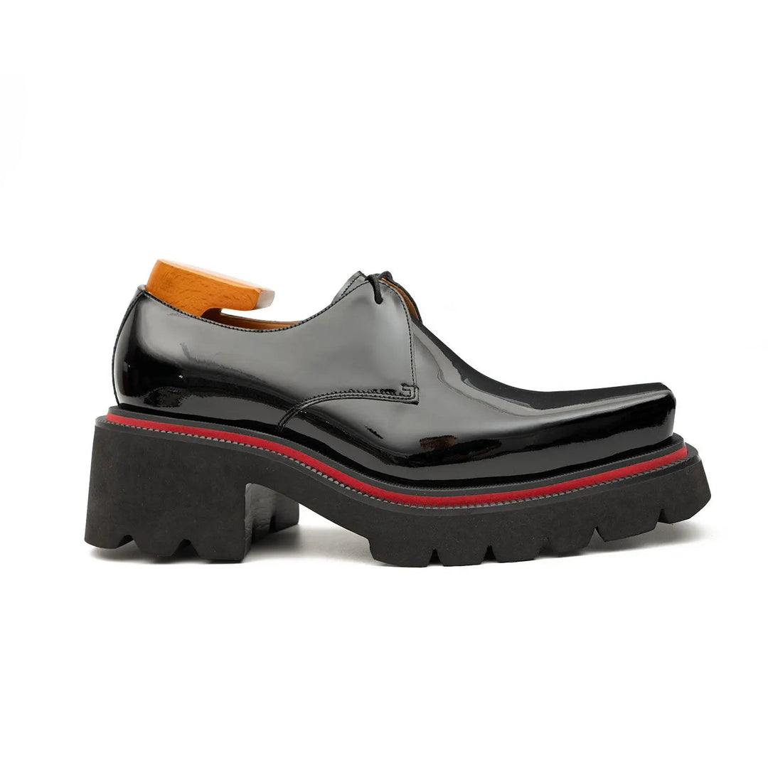 DV DIVINCH men’s shoes, handcrafted leather shoes, calfskin footwear, men’s designer shoes, leather dress shoes, brogue shoes, Derby shoes, Oxford shoes, monk strap shoes, Chelsea boots, lug sole footwear