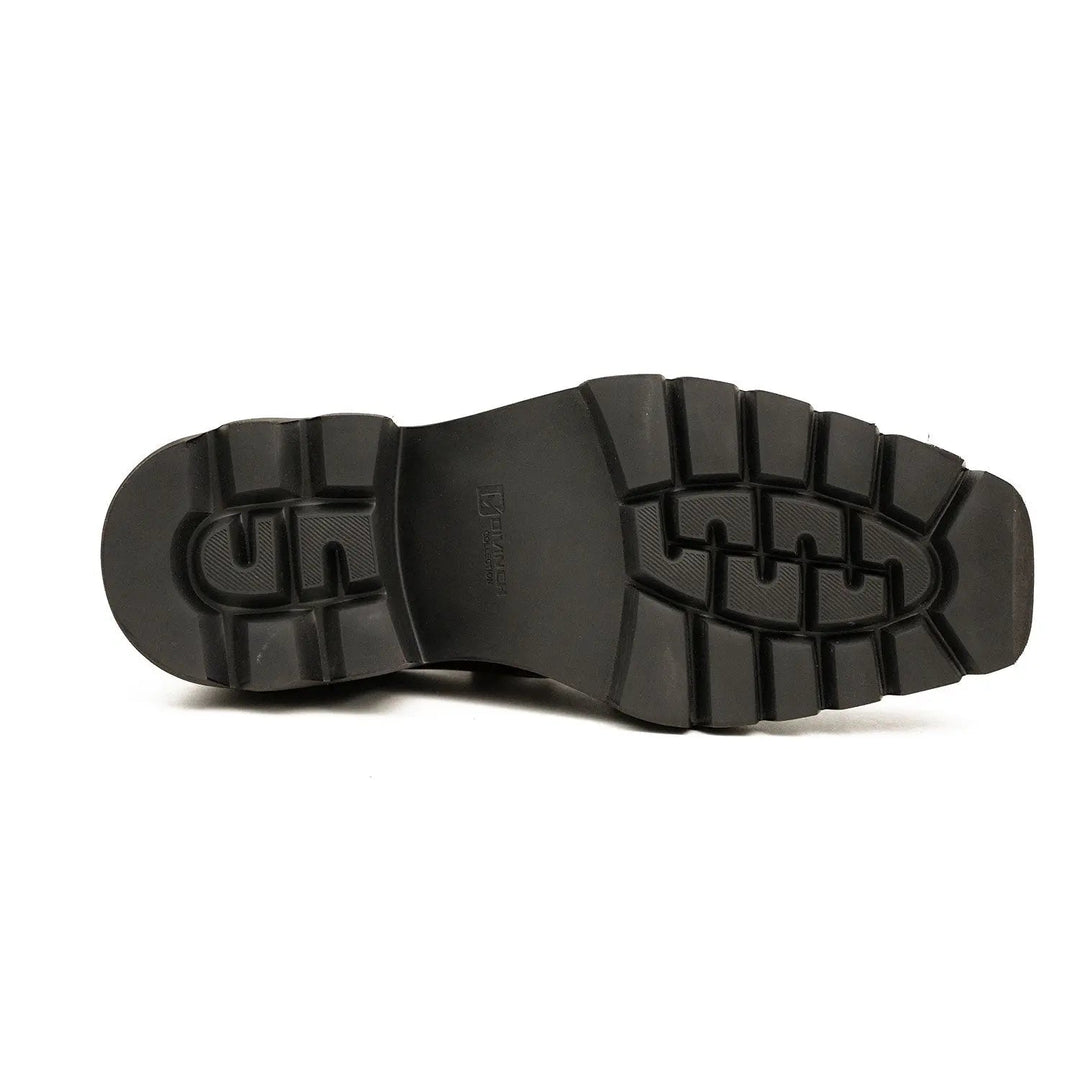 DV DIVINCH men’s shoes, handcrafted leather shoes, calfskin footwear, men’s designer shoes, leather dress shoes, brogue shoes, Derby shoes, Oxford shoes, monk strap shoes, Chelsea boots, lug sole footwear