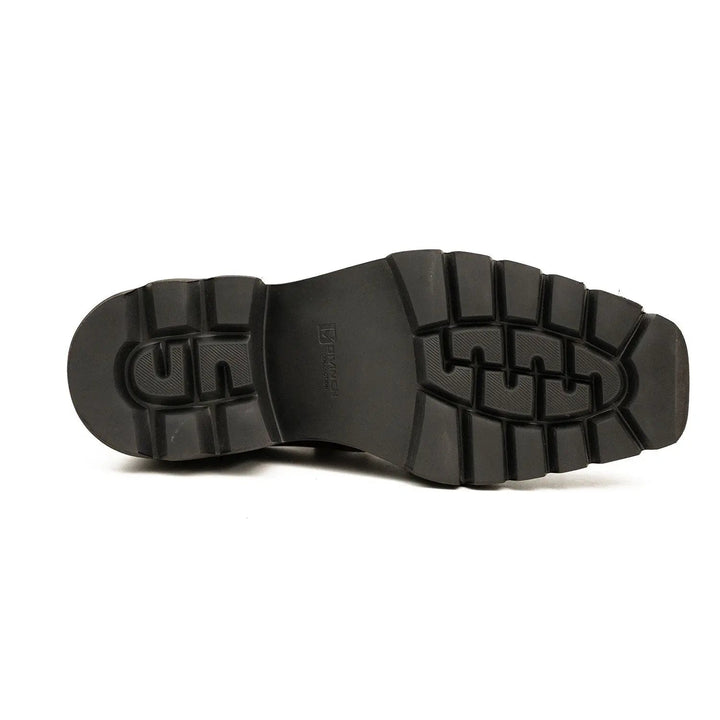 DV DIVINCH men’s shoes, handcrafted leather shoes, calfskin footwear, men’s designer shoes, leather dress shoes, brogue shoes, Derby shoes, Oxford shoes, monk strap shoes, Chelsea boots, lug sole footwear
