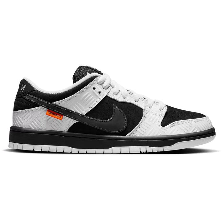 Nike SB Dunk Low TIGHTBOOTH