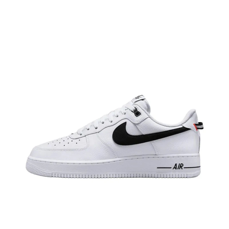 Nike Air Force 1 Low &
