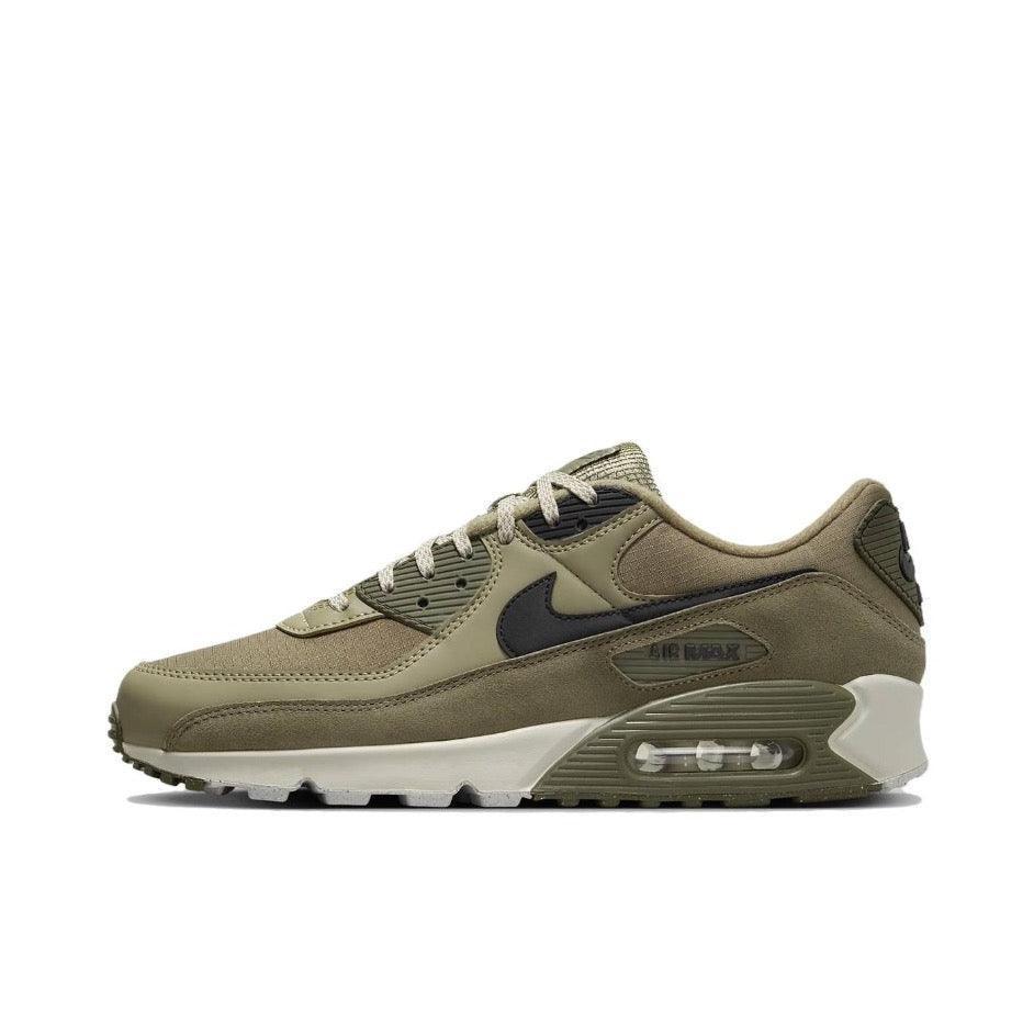 Nike Air Max 90 &