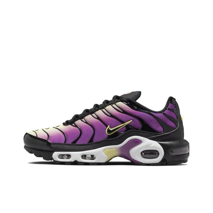 Nike Air Max Plus &
