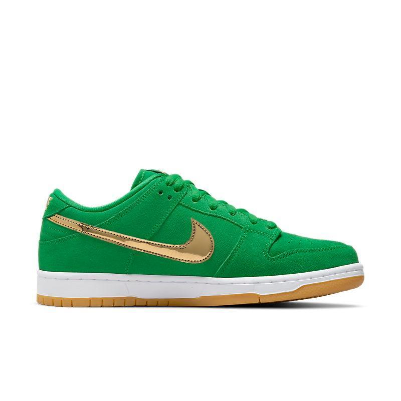 Nike SB Dunk Low Pro &
