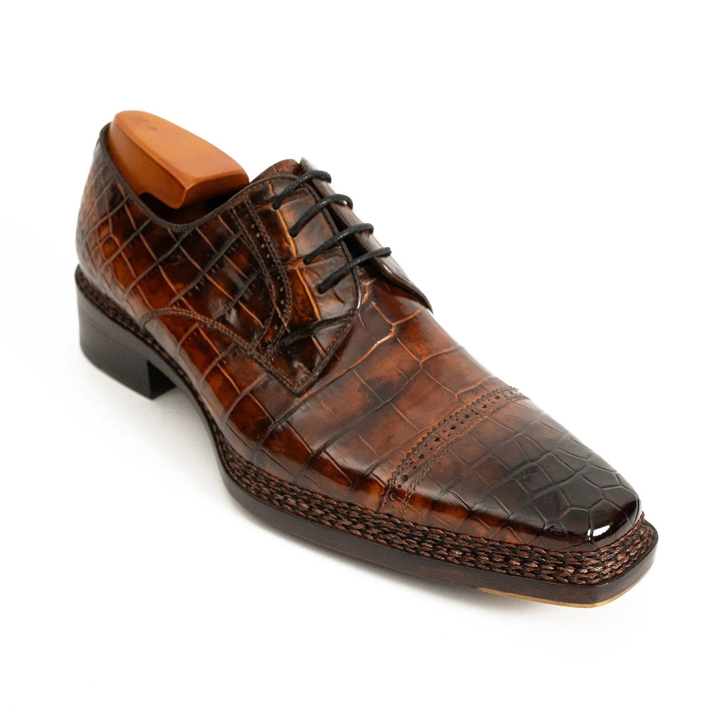 DV DIVINCH men’s shoes, handcrafted leather shoes, calfskin footwear, men’s designer shoes, leather dress shoes, brogue shoes, Derby shoes, Oxford shoes, monk strap shoes, Chelsea boots, lug sole footwear