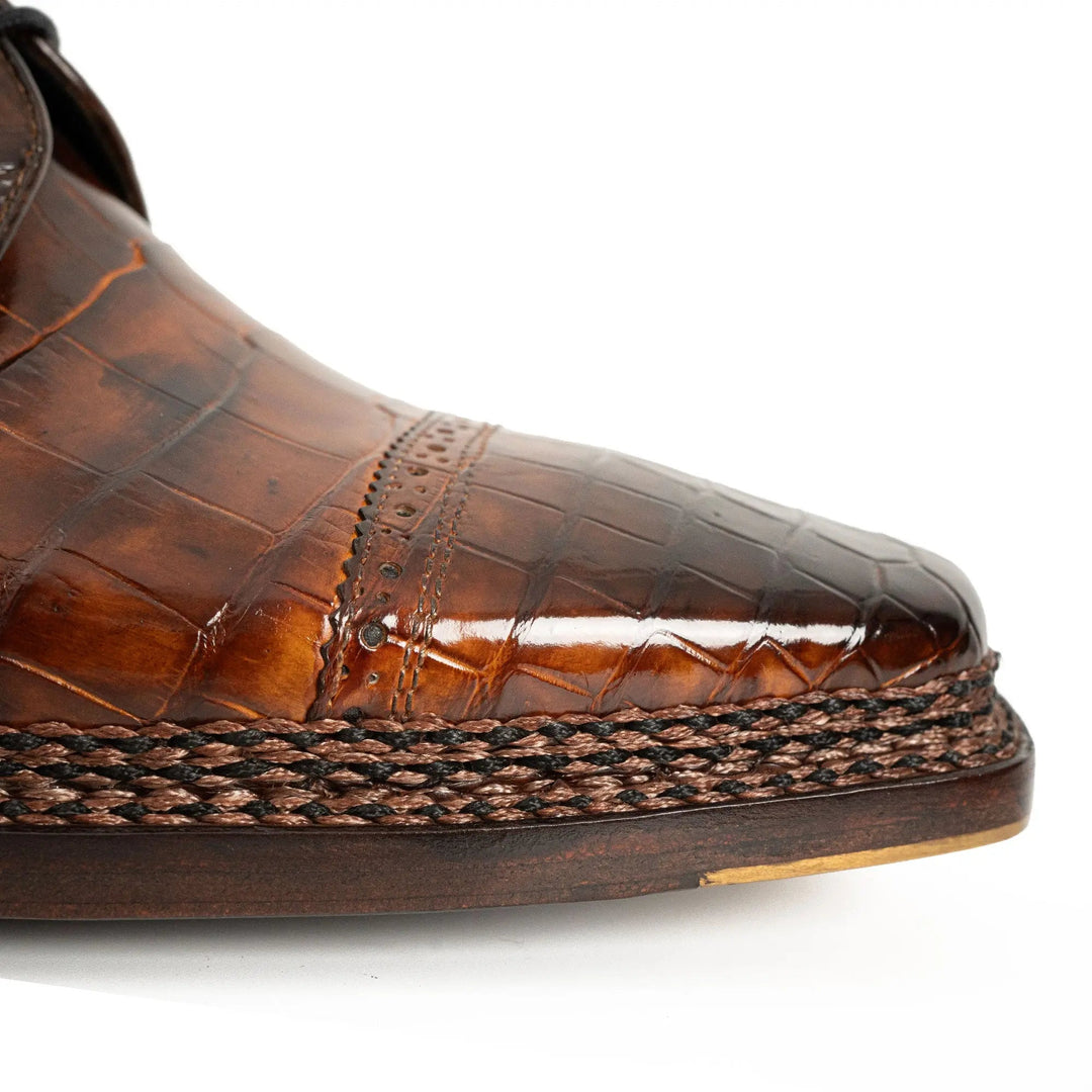DV DIVINCH men’s shoes, handcrafted leather shoes, calfskin footwear, men’s designer shoes, leather dress shoes, brogue shoes, Derby shoes, Oxford shoes, monk strap shoes, Chelsea boots, lug sole footwear