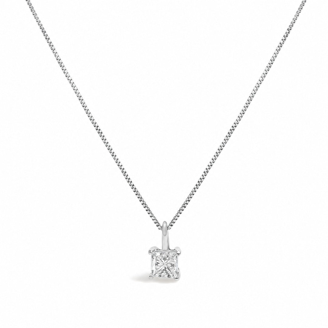 14K Yellow Gold 1/2 Cttw Lab Grown Princess Diamond Solitaire Pendant Necklace