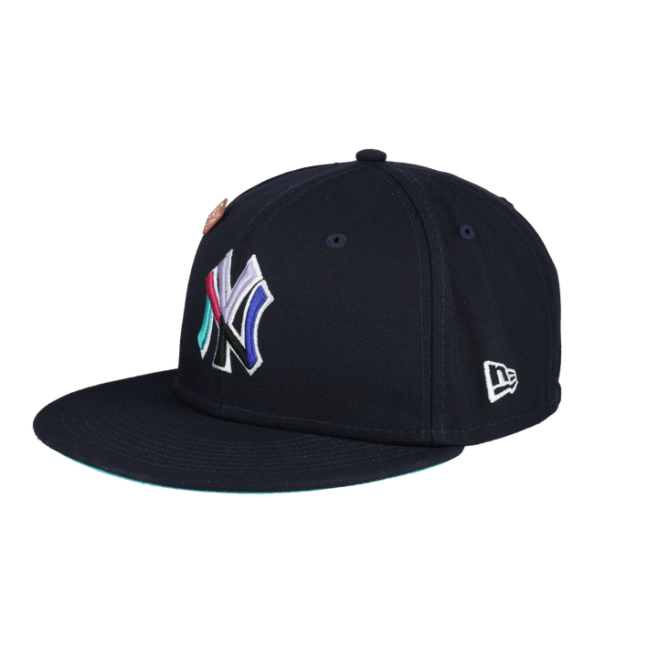 New York Yankees 1996 World Series Polar Lights New Era 59Fifty Fitted Hat