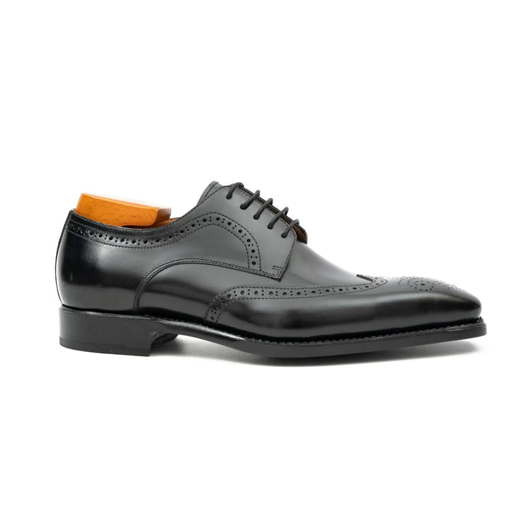 DV DIVINCH men’s shoes, handcrafted leather shoes, calfskin footwear, men’s designer shoes, leather dress shoes, brogue shoes, Derby shoes, Oxford shoes, monk strap shoes, Chelsea boots, lug sole footwear