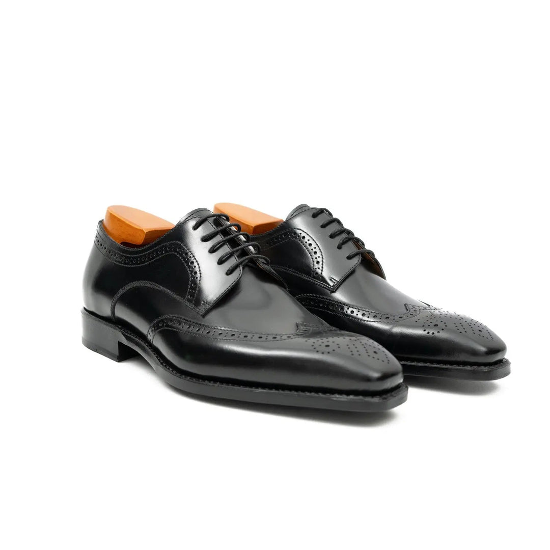 DV DIVINCH men’s shoes, handcrafted leather shoes, calfskin footwear, men’s designer shoes, leather dress shoes, brogue shoes, Derby shoes, Oxford shoes, monk strap shoes, Chelsea boots, lug sole footwear
