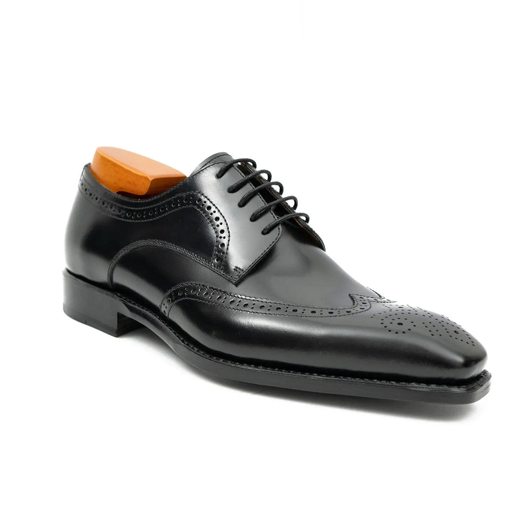 DV DIVINCH men’s shoes, handcrafted leather shoes, calfskin footwear, men’s designer shoes, leather dress shoes, brogue shoes, Derby shoes, Oxford shoes, monk strap shoes, Chelsea boots, lug sole footwear