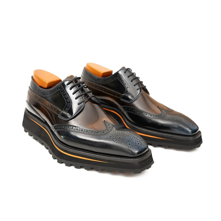 DV DIVINCH men’s shoes, handcrafted leather shoes, calfskin footwear, men’s designer shoes, leather dress shoes, brogue shoes, Derby shoes, Oxford shoes, monk strap shoes, Chelsea boots, lug sole footwear