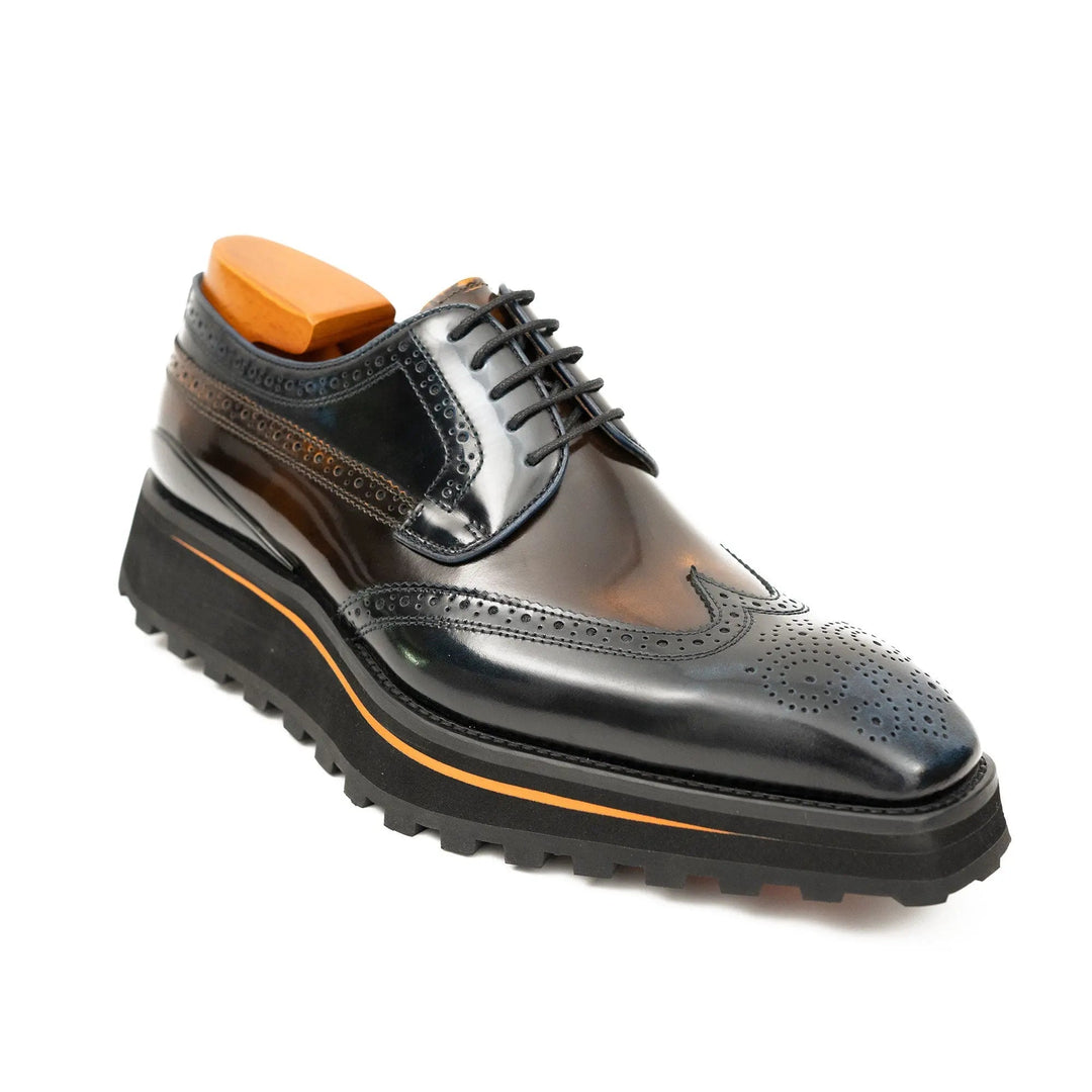 DV DIVINCH men’s shoes, handcrafted leather shoes, calfskin footwear, men’s designer shoes, leather dress shoes, brogue shoes, Derby shoes, Oxford shoes, monk strap shoes, Chelsea boots, lug sole footwear