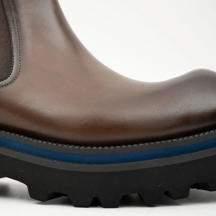 DV DIVINCH men’s shoes, handcrafted leather shoes, calfskin footwear, men’s designer shoes, leather dress shoes, brogue shoes, Derby shoes, Oxford shoes, monk strap shoes, Chelsea boots, lug sole footwear