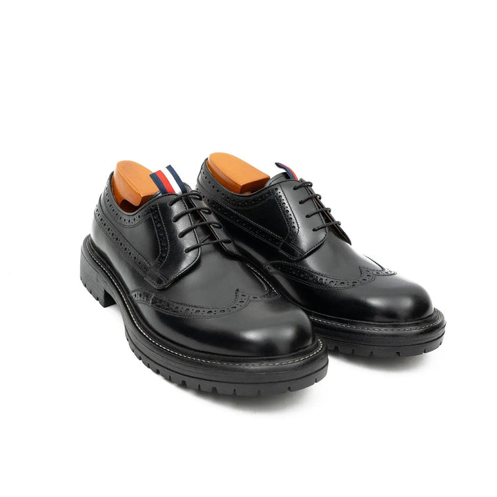 DV DIVINCH men’s shoes, handcrafted leather shoes, calfskin footwear, men’s designer shoes, leather dress shoes, brogue shoes, Derby shoes, Oxford shoes, monk strap shoes, Chelsea boots, lug sole footwear