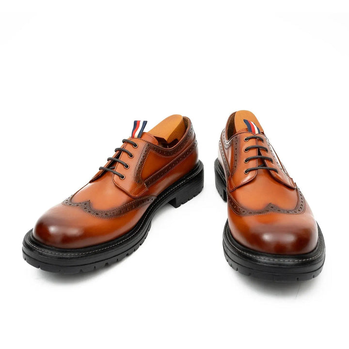 DV DIVINCH men’s shoes, handcrafted leather shoes, calfskin footwear, men’s designer shoes, leather dress shoes, brogue shoes, Derby shoes, Oxford shoes, monk strap shoes, Chelsea boots, lug sole footwear