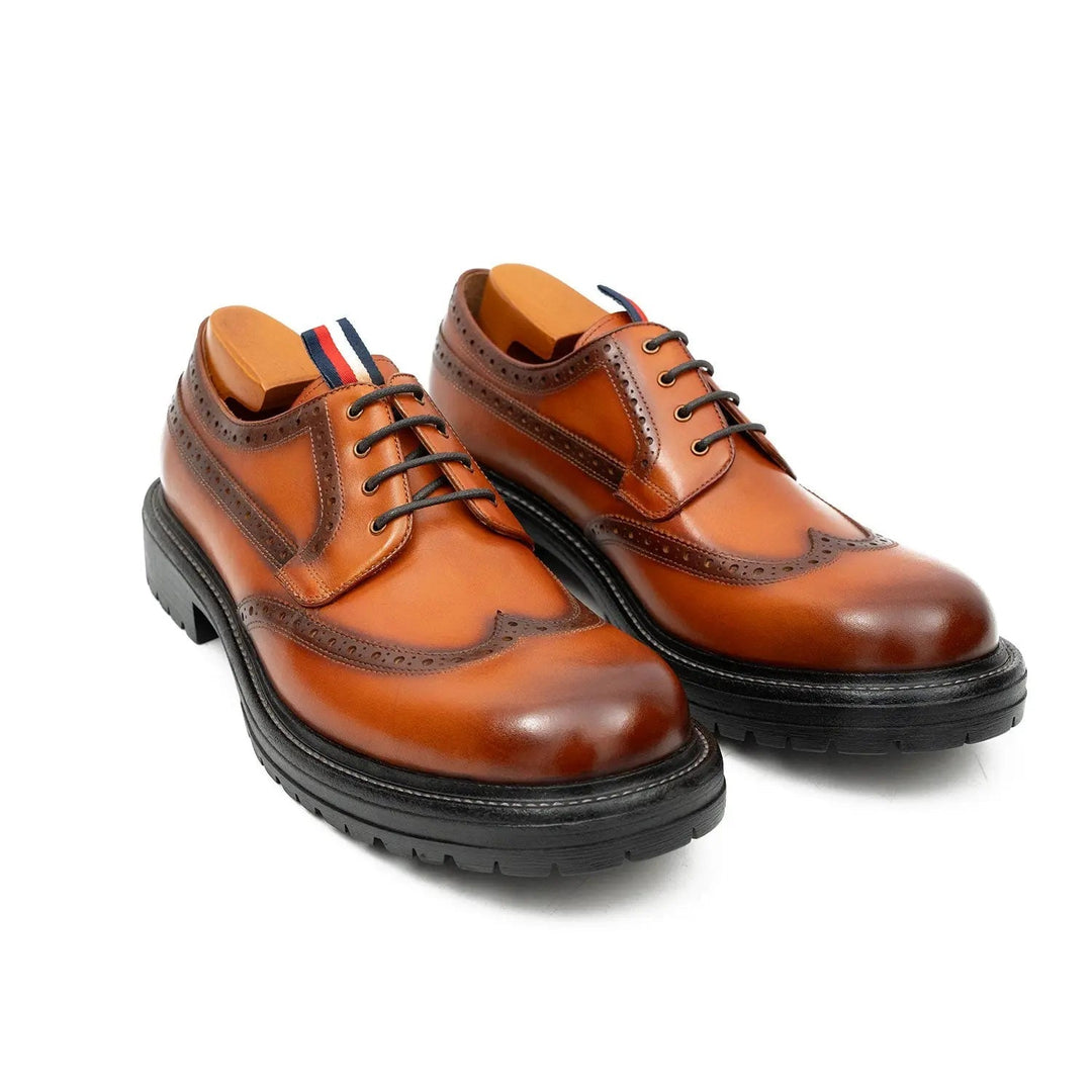 DV DIVINCH men’s shoes, handcrafted leather shoes, calfskin footwear, men’s designer shoes, leather dress shoes, brogue shoes, Derby shoes, Oxford shoes, monk strap shoes, Chelsea boots, lug sole footwear