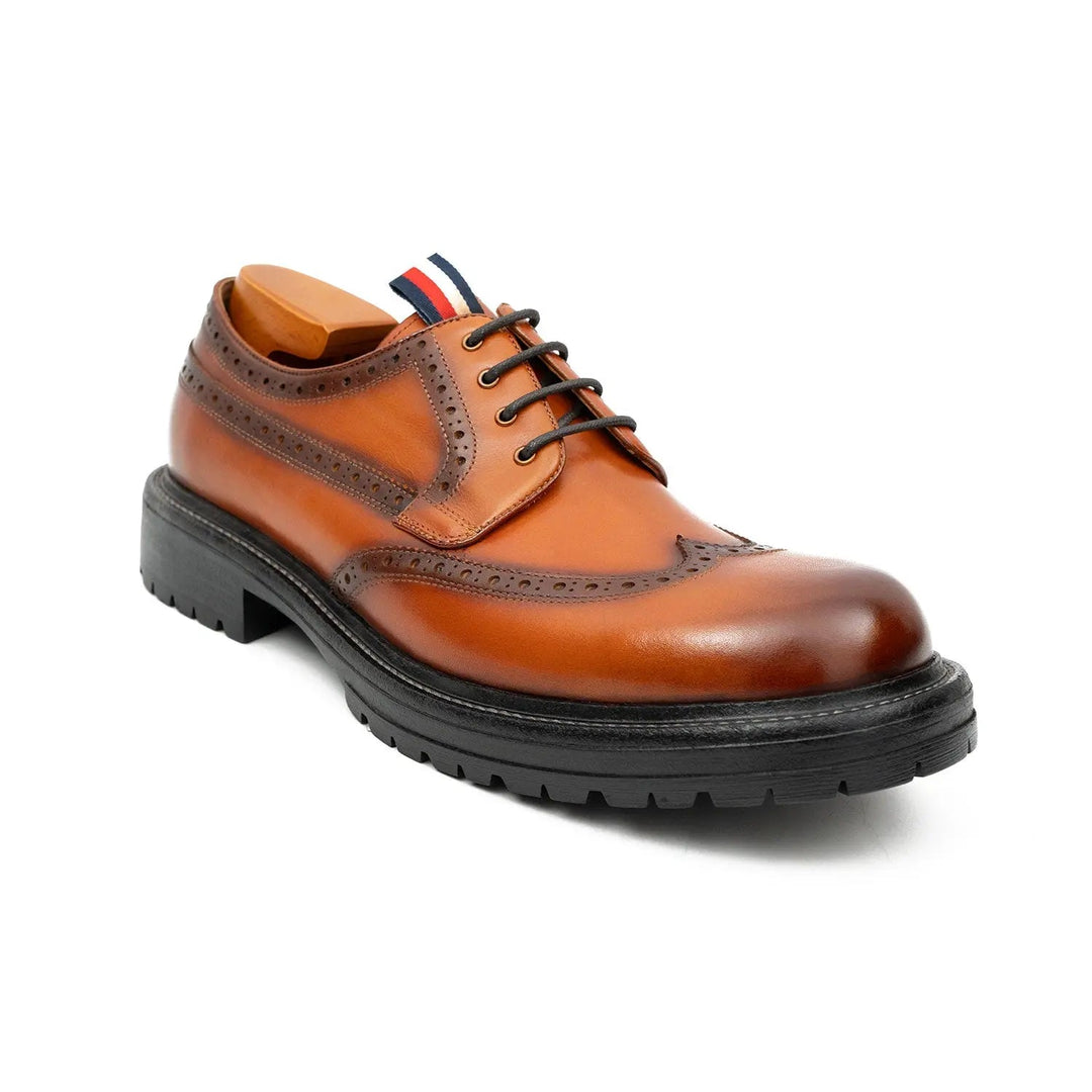 DV DIVINCH men’s shoes, handcrafted leather shoes, calfskin footwear, men’s designer shoes, leather dress shoes, brogue shoes, Derby shoes, Oxford shoes, monk strap shoes, Chelsea boots, lug sole footwear