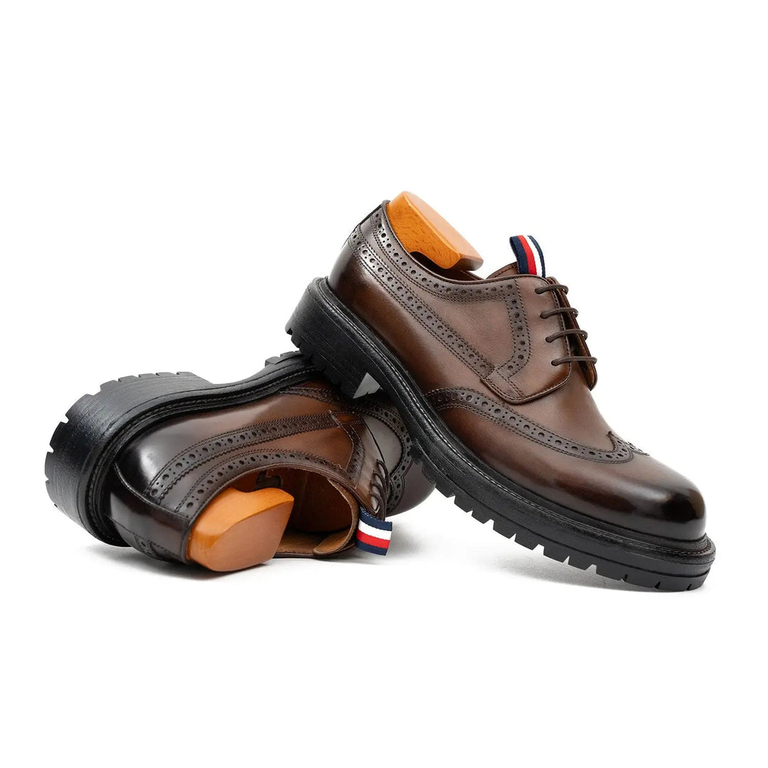DV DIVINCH men’s shoes, handcrafted leather shoes, calfskin footwear, men’s designer shoes, leather dress shoes, brogue shoes, Derby shoes, Oxford shoes, monk strap shoes, Chelsea boots, lug sole footwear